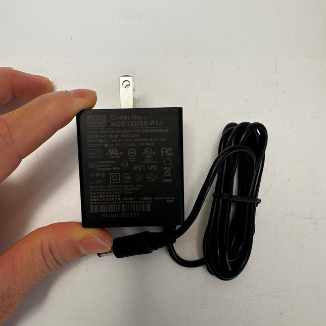 MEAN WELL NGE series: replaceable plug green energy adapter - NGE12U05-P1J